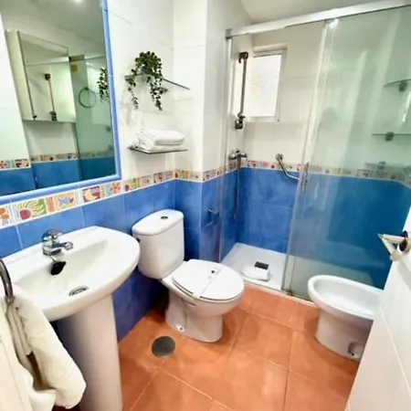 Apartment Gatu Valdeplaya 1ª Linea Playa Piscina Parking 3 Dormit 2 Banos, 