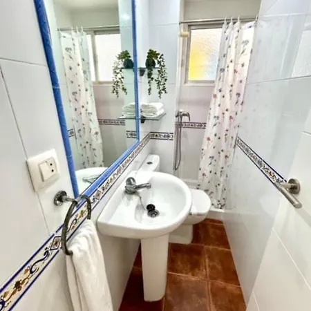 Apartment Gatu Valdeplaya 1ª Linea Playa Piscina Parking 3 Dormit 2 Banos, 