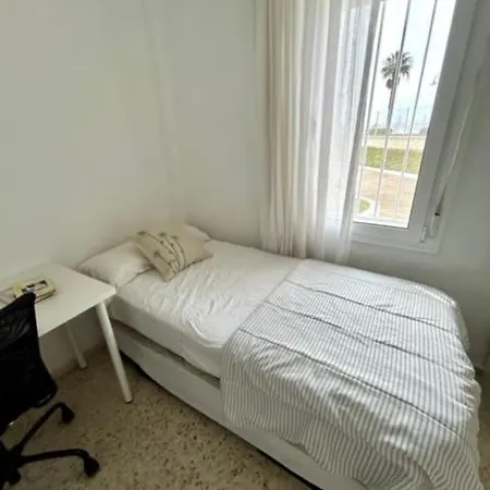 Apartment Gatu Valdeplaya 1ª Linea Playa Piscina Parking 3 Dormit 2 Banos, 